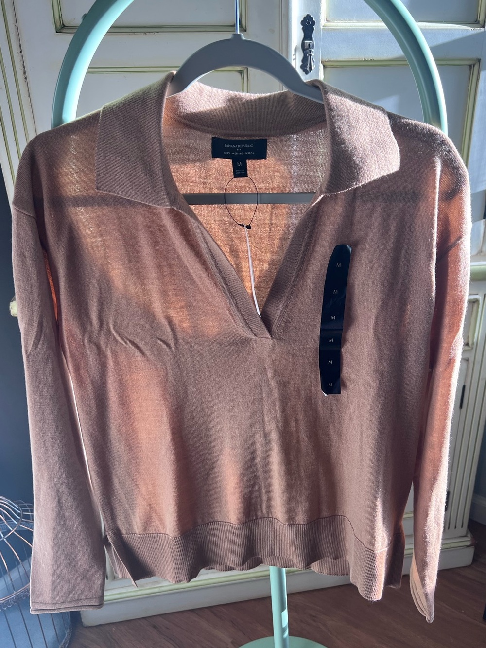 Banana Republic Merino Wool Soft and Lightweight Pullover NWT, Tan/Beige